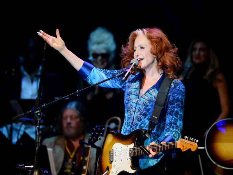 Bonnie Raitt at Macon City Auditorium